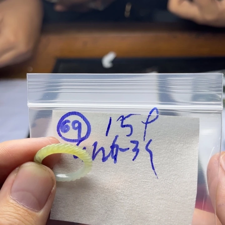 定制翡翠未镶嵌明天