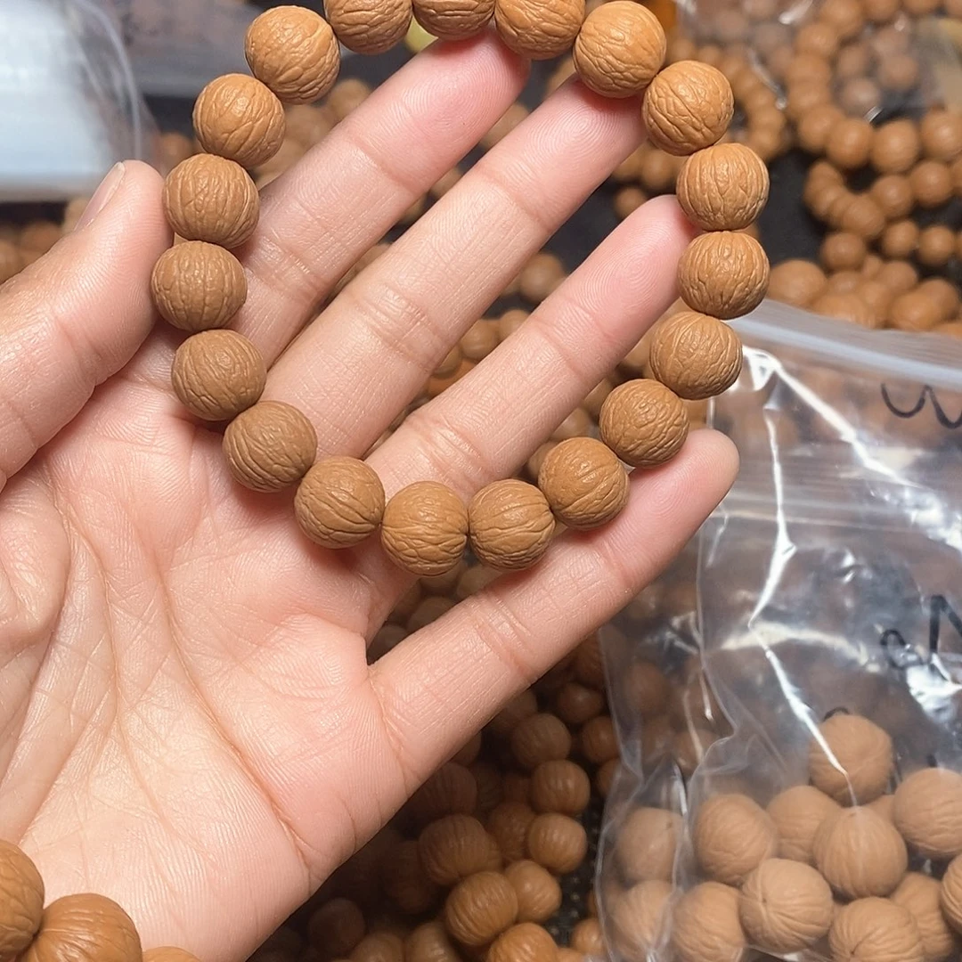 猴头核桃吊坠矿**?凤羽1.35