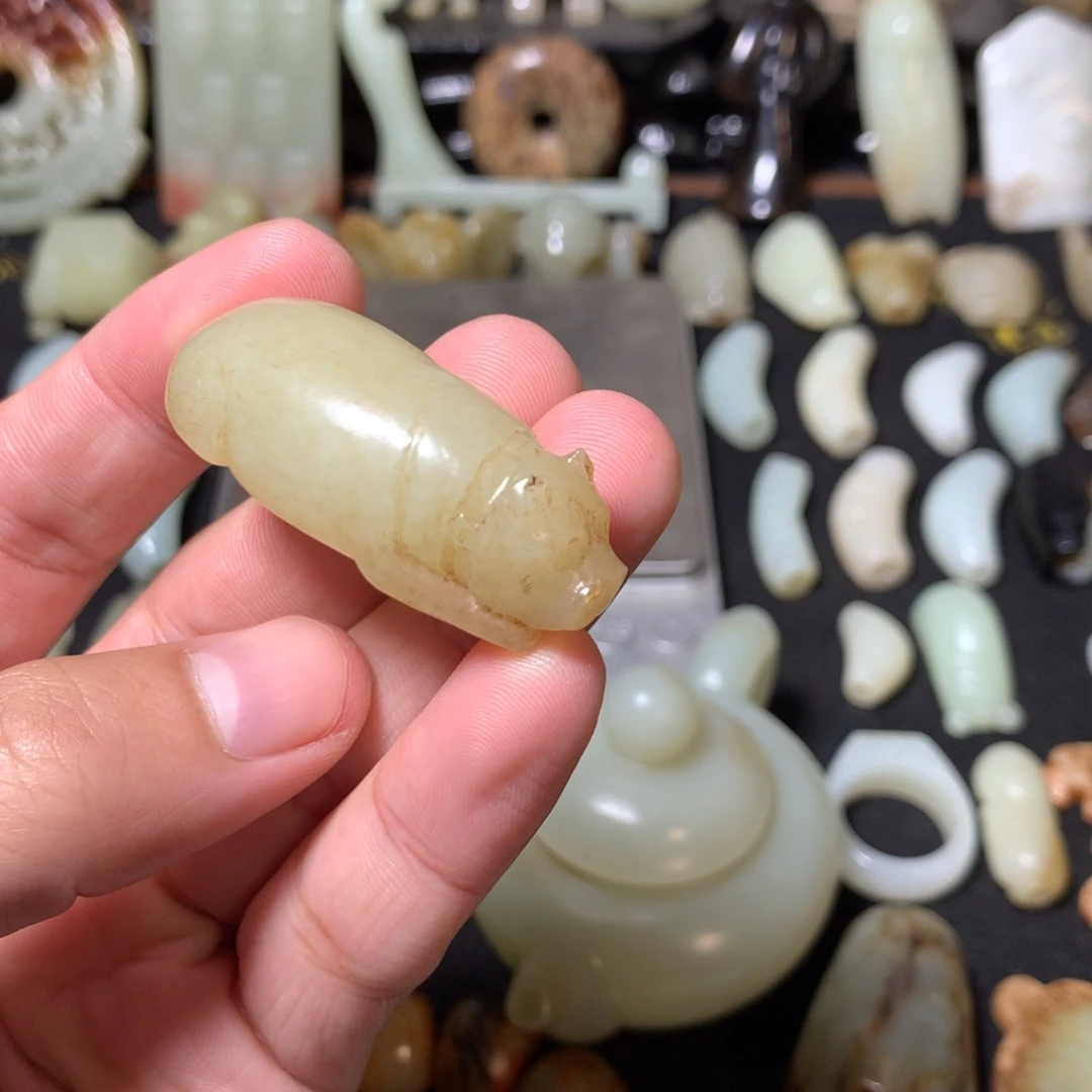 和田玉未镶嵌挂件