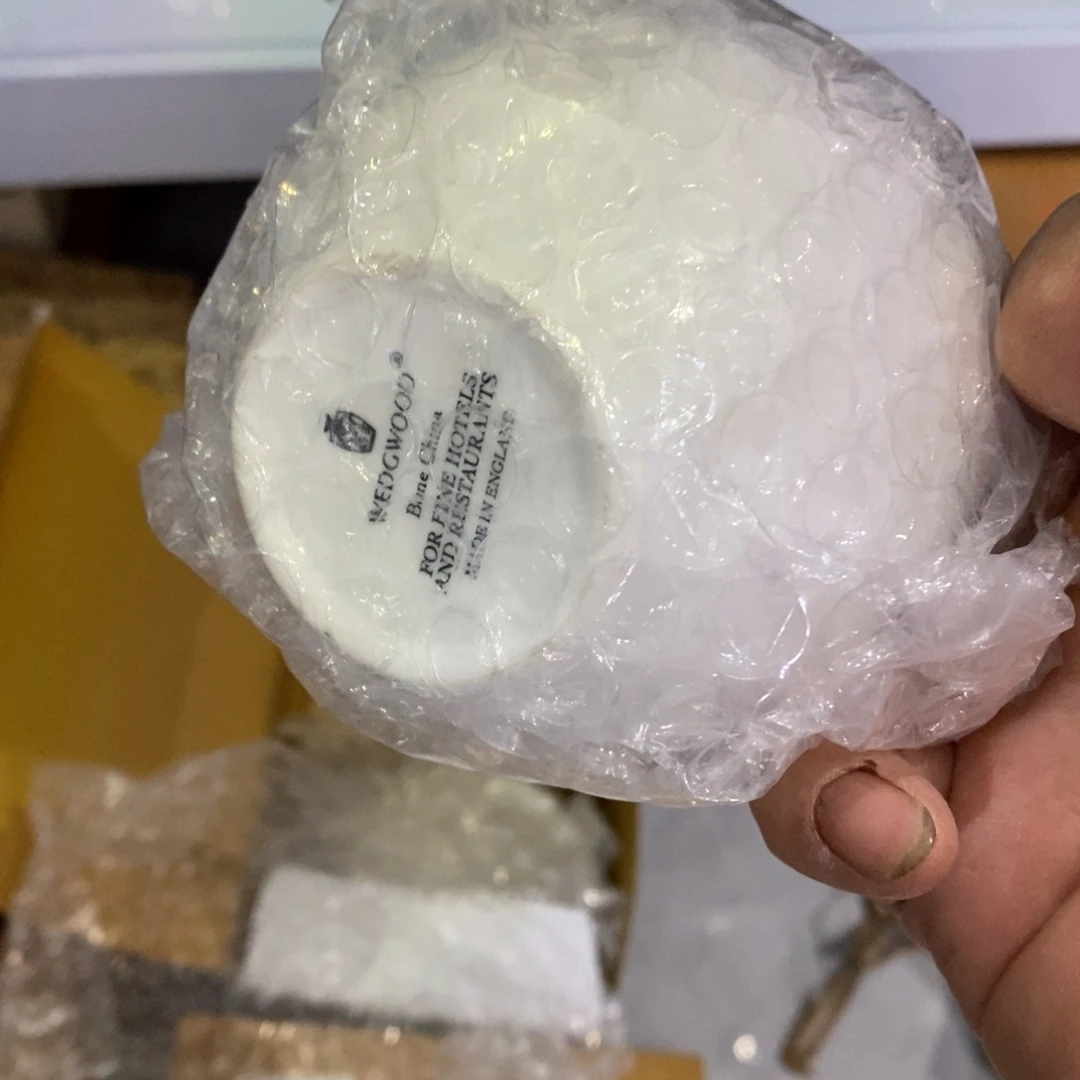 瓷片飞山饿的额你知道了没有呢