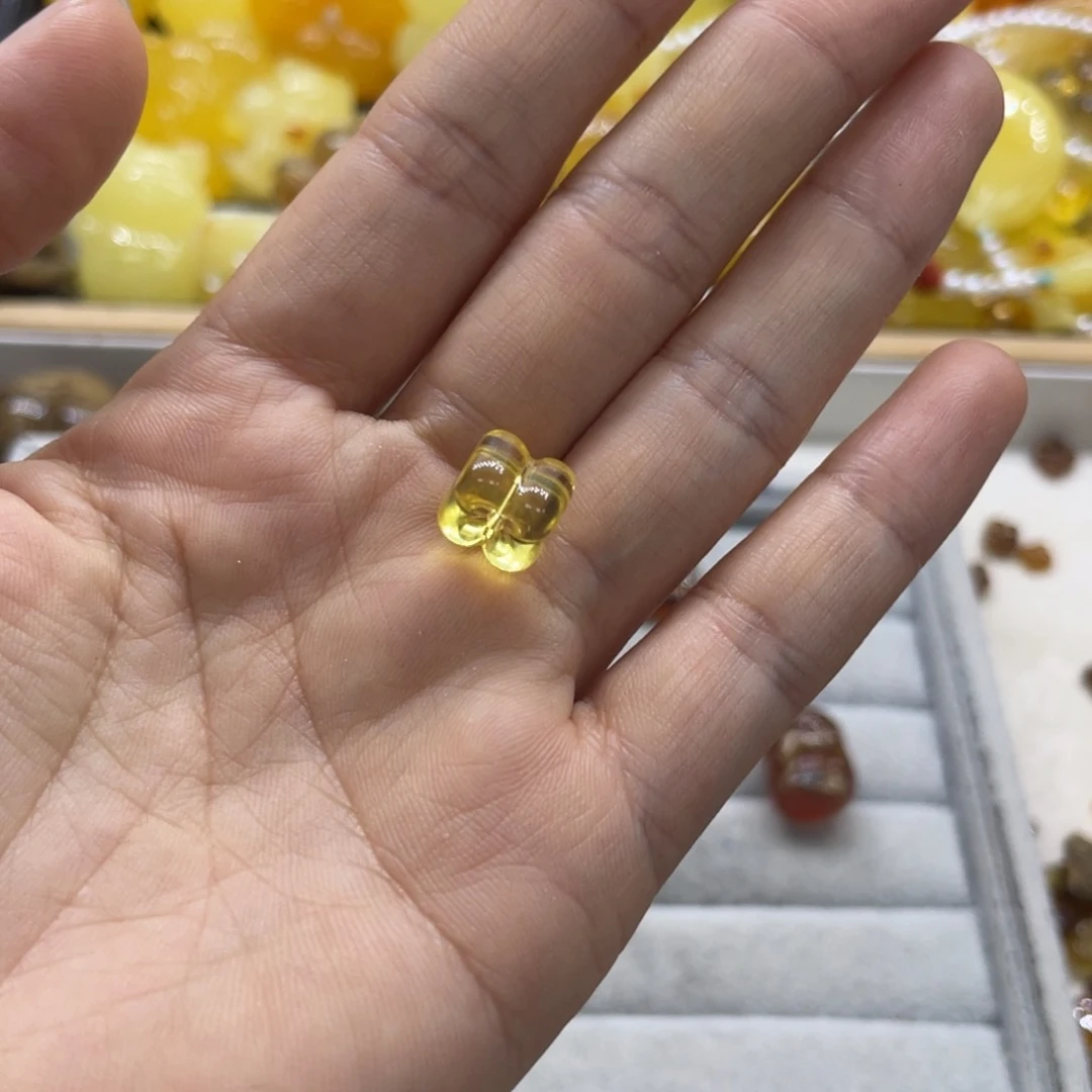 未镶嵌琥珀裸石把****?天然琥珀