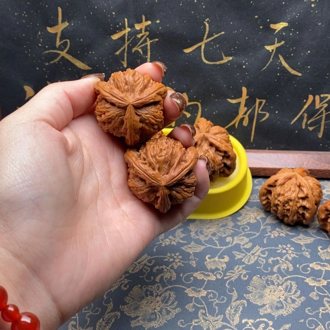 吊坠文玩核桃天**情