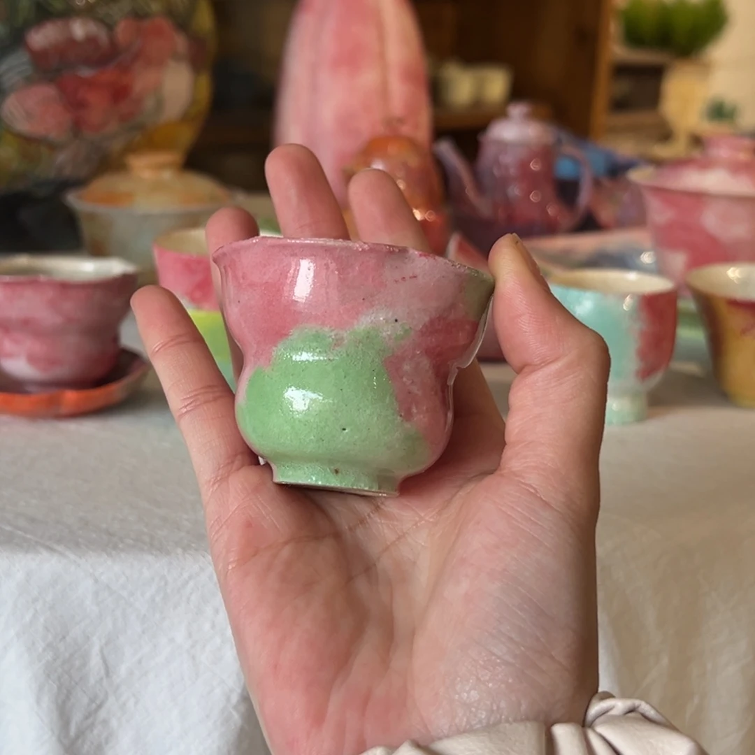 摆件陶瓷。    陶瓷。