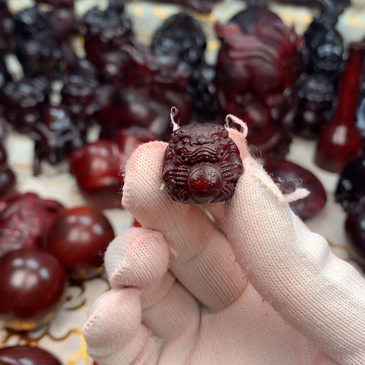 檀香紫檀（小叶紫檀）诚****医