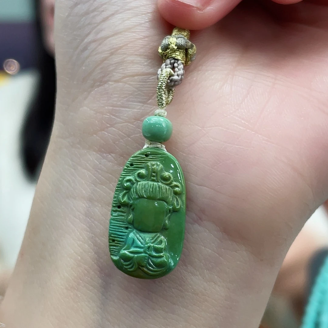 绿松石颈饰未镶嵌