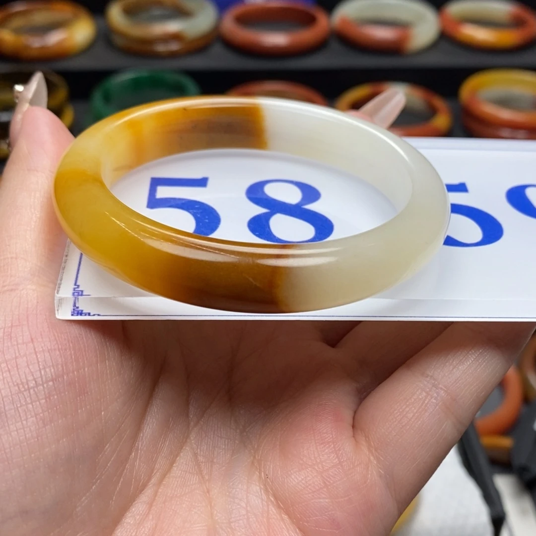 石英质玉（黄龙玉）手镯扣手未镶嵌五*石