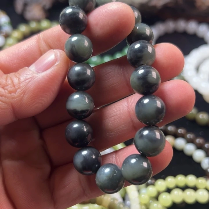 和田玉（糖玉）未镶嵌手链