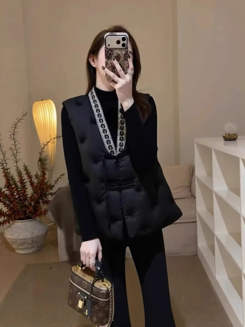 2025款巨好看独特漂亮气质打底衫叠穿新中式国风羽绒黑色马甲