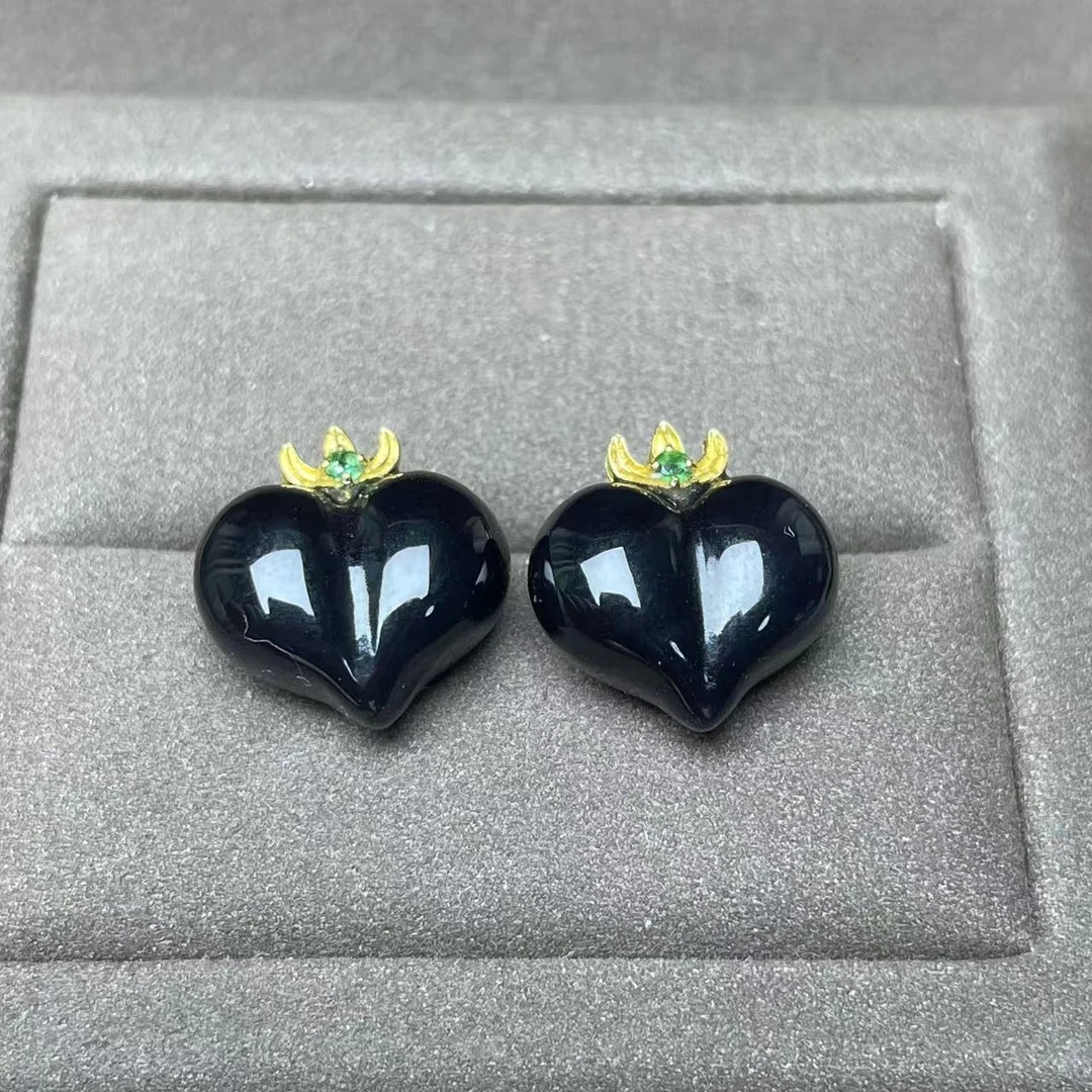 和田玉冰烟紫屁桃耳钉设计款925银镶嵌尺寸约10/12/6mm