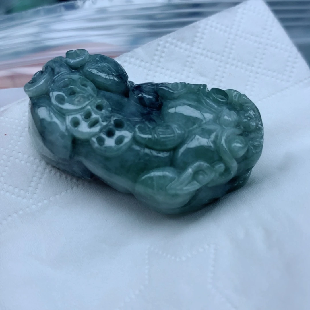 颈饰足铂镶嵌翡翠翡翠