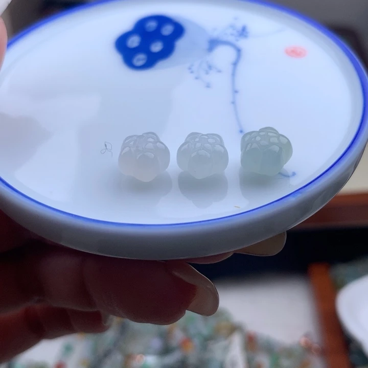 翡翠散珠莲花珠一手