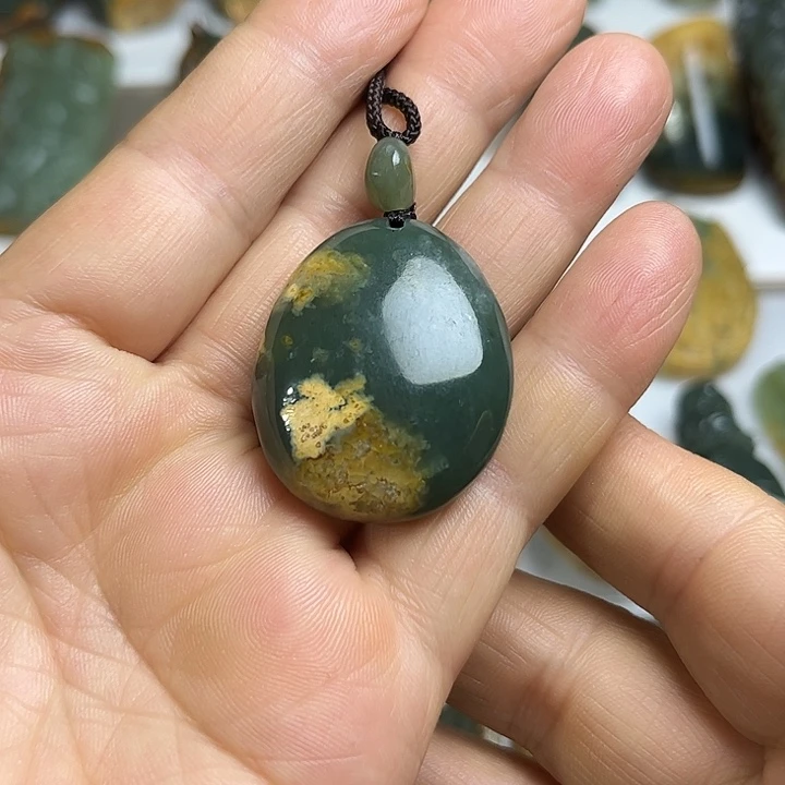 岫岩河磨玉（透闪石质玉）未镶嵌挂件