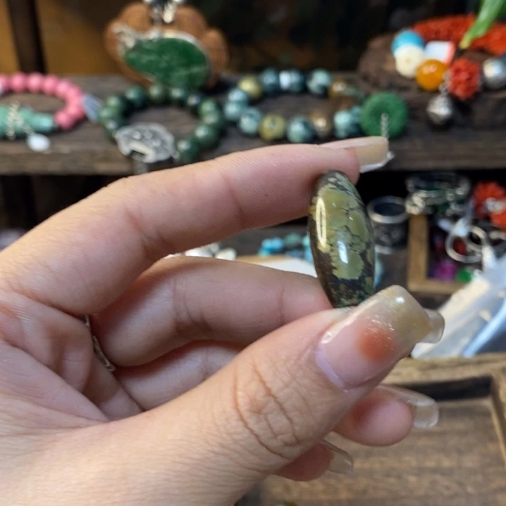 南红玛瑙手链未镶嵌行**缘