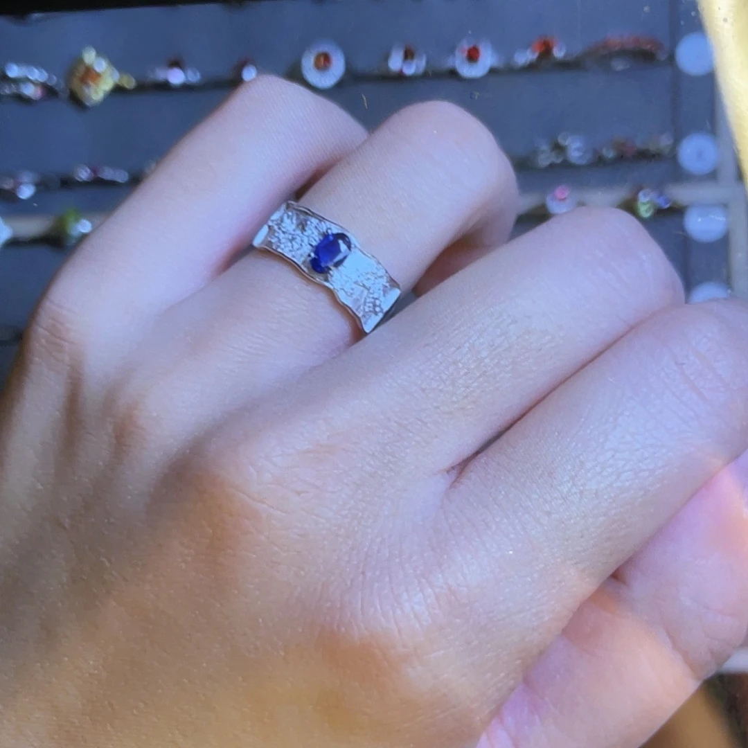 蓝宝石戒指银S925镶嵌