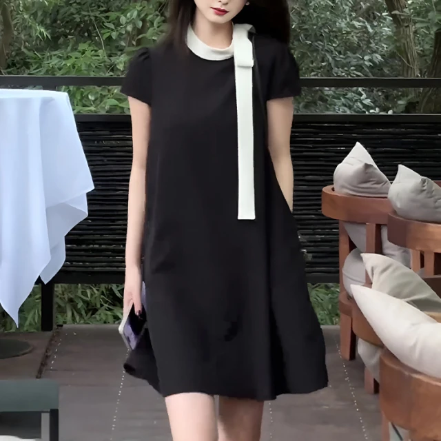 法式赫本风短袖黑色连衣裙2024新款女夏季宽松小个子气质a字短裙