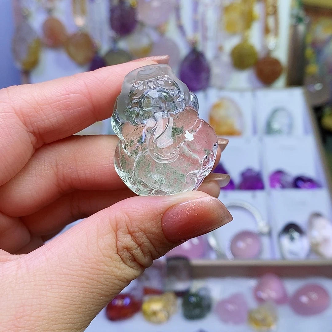 未镶嵌吊坠(赠链)水晶