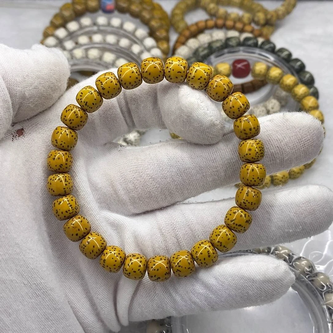 星月菩提手串牙*乐9-8大留白鸡油黄