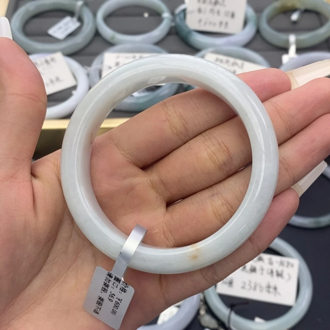 【闪购商品】未镶嵌手镯翡翠