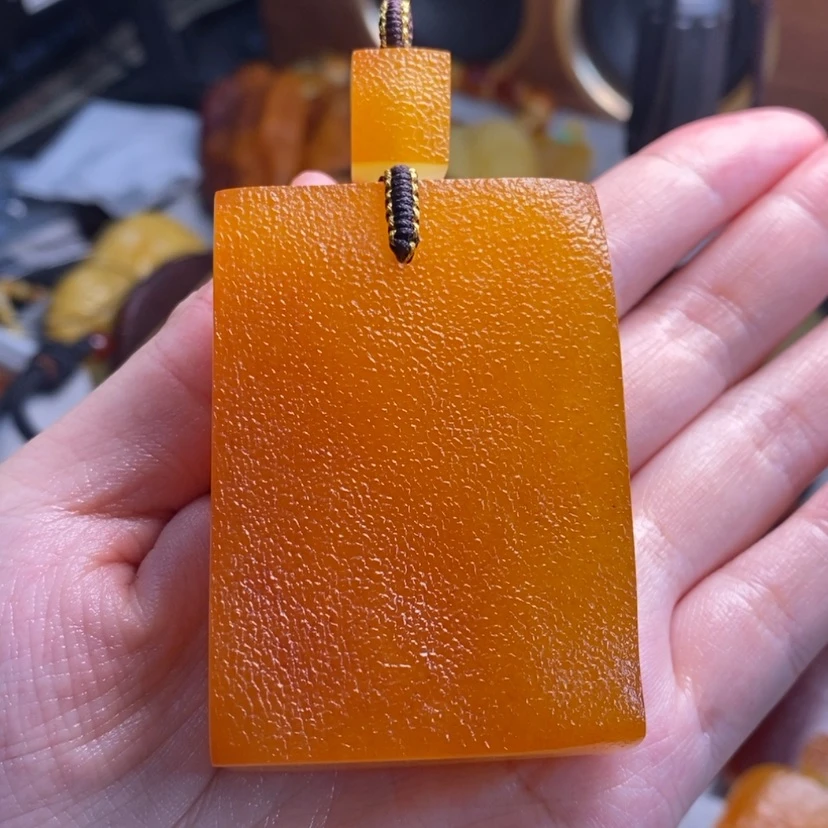 【闪购商品】定制琥珀打*裸石，。