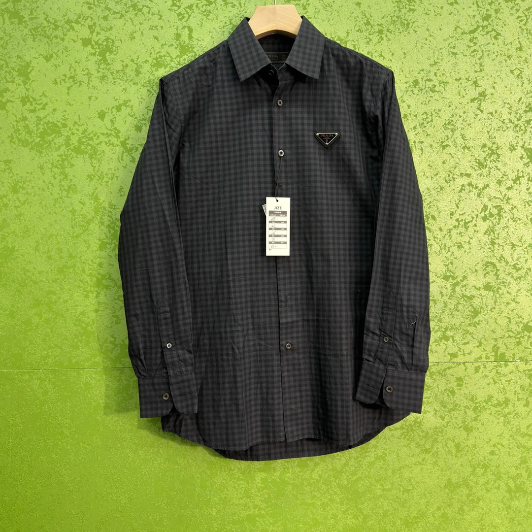 95新 Prada/普拉达 黑色三角标格子衬衫/95新/38/工价12800