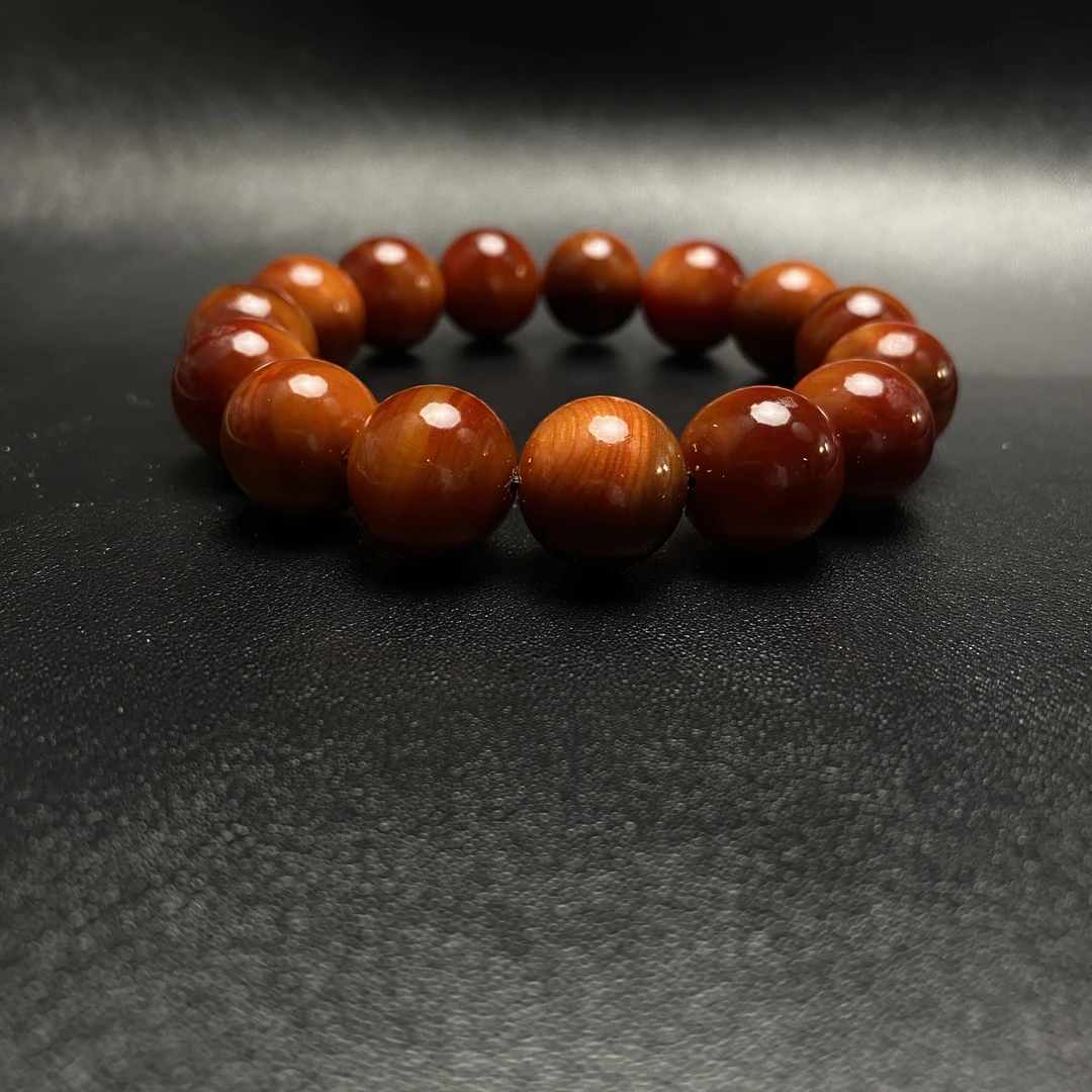 高油玉化沉水崖柏1.5单圈手串