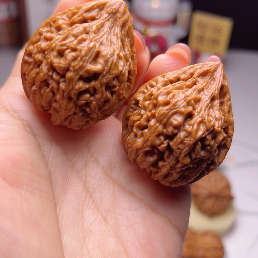 吊坠文玩核桃坐佛，全品货头