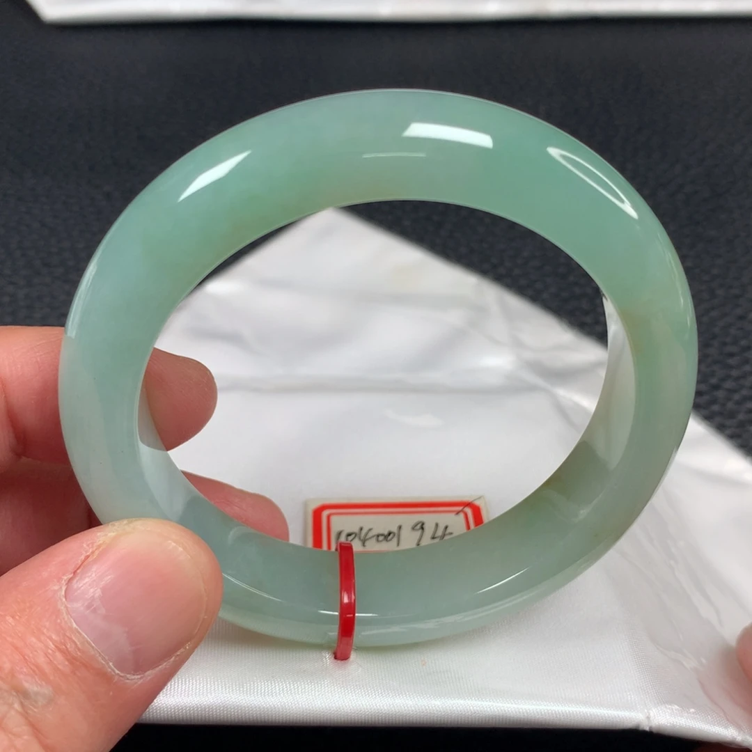 翡翠未镶嵌手镯天然翡翠手镯