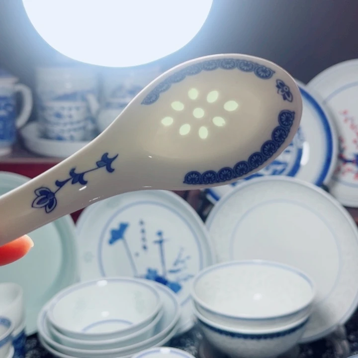 青花玲珑小勺子小花