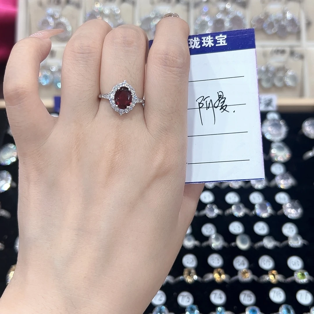 阿***…银S925镶嵌戒指黄晶