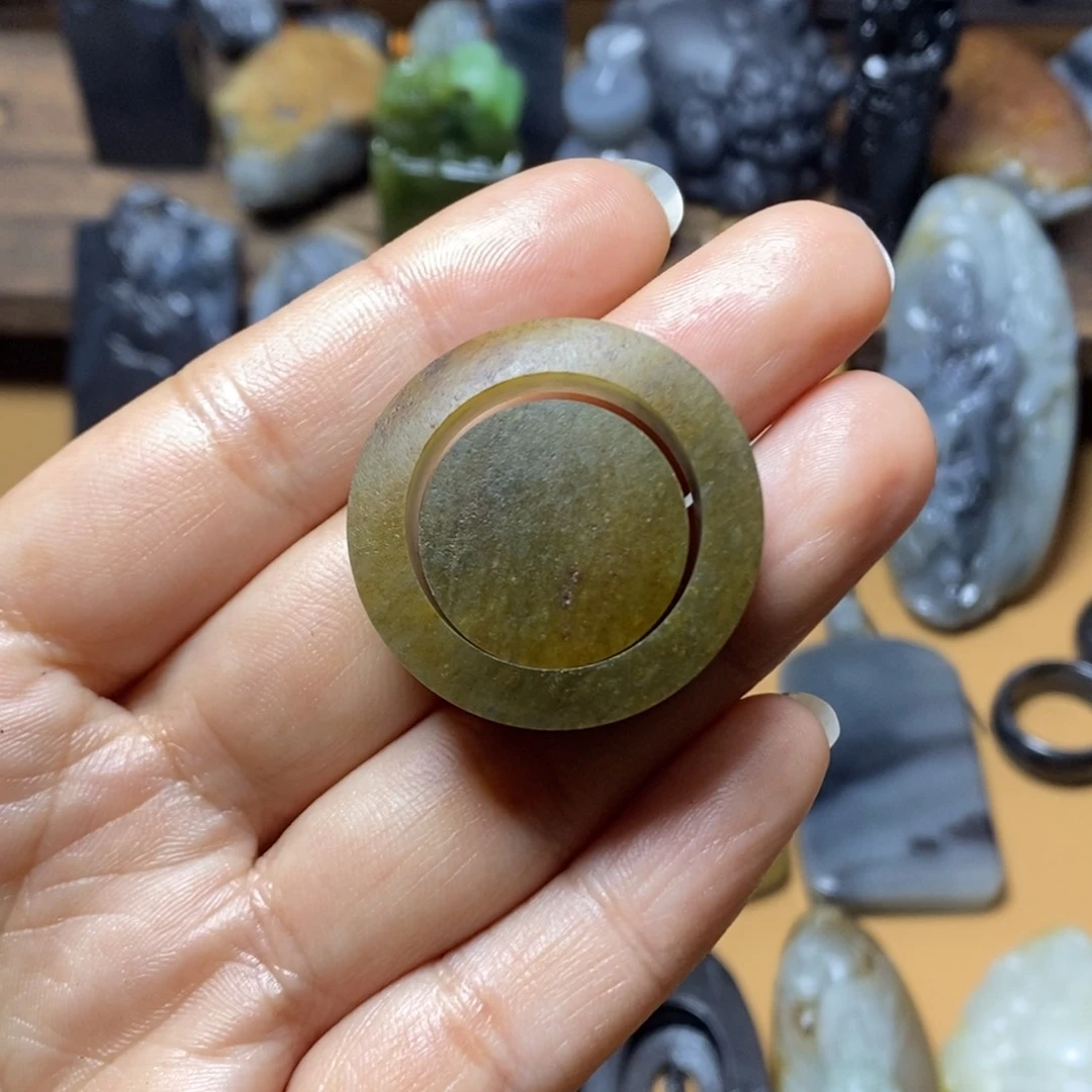 和田玉颈饰未镶嵌桀**空