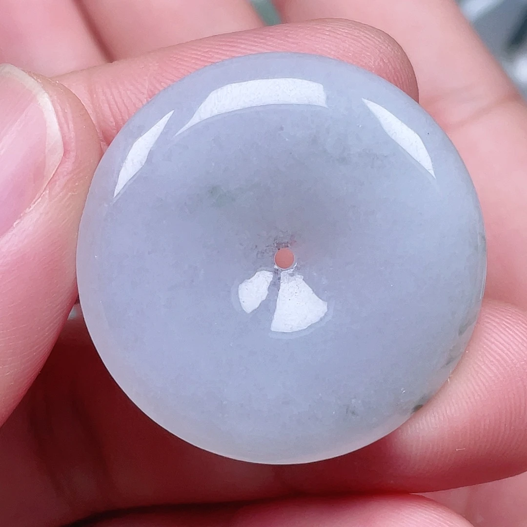 翡翠未镶嵌颈饰平安扣