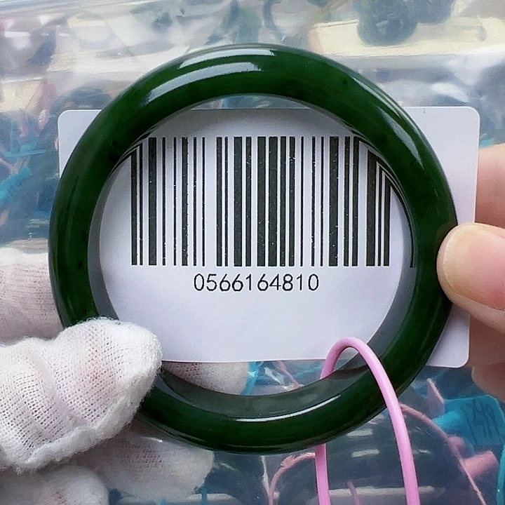 和田玉手镯未镶嵌微瑕5859