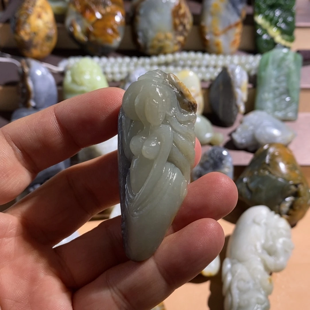 红***未镶嵌和田玉把件定制