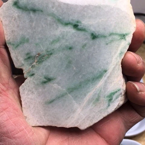 翡翠散珠天然翡翠金丝绿