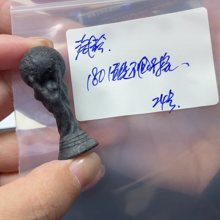 洛****定制翡翠未镶嵌毛货待编款式不退不换