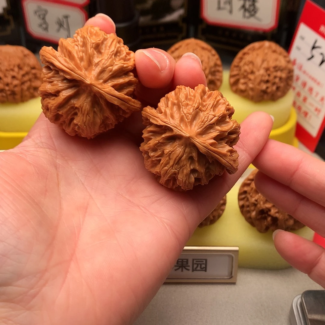 文玩核桃吊坠42尺精品苹果园450号