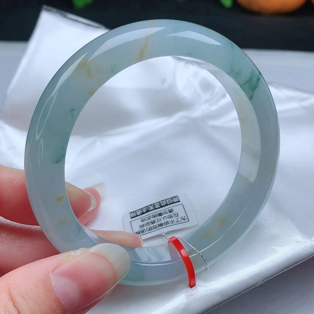 翡翠手镯未镶嵌58+圈