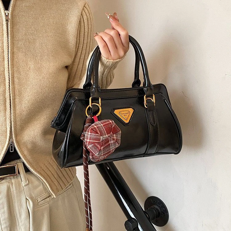 LIu轻奢 2024新款秋冬新款美拉德百搭斜挎包高级感手提枕头包ins