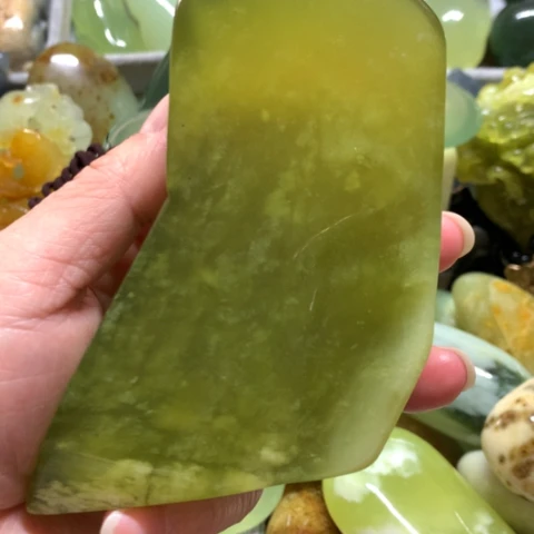 蛇纹石玉未镶嵌手把件