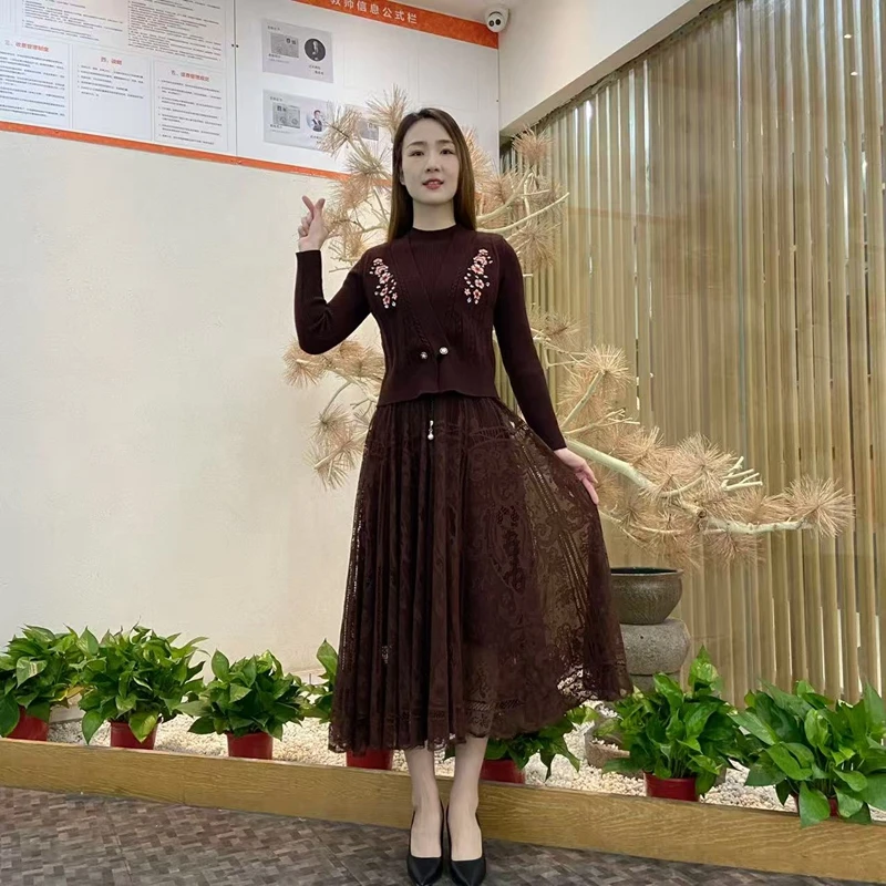 秋冬季新款洋气针织马甲两件套连衣裙女士中国风百搭网纱拼接中裙