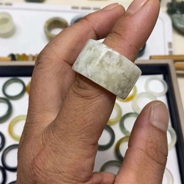 合金蛇纹石玉耳环  扳指