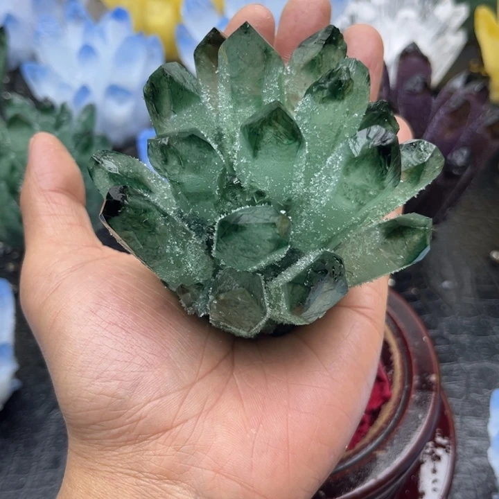 琉璃手工艺品阿***王晶簇