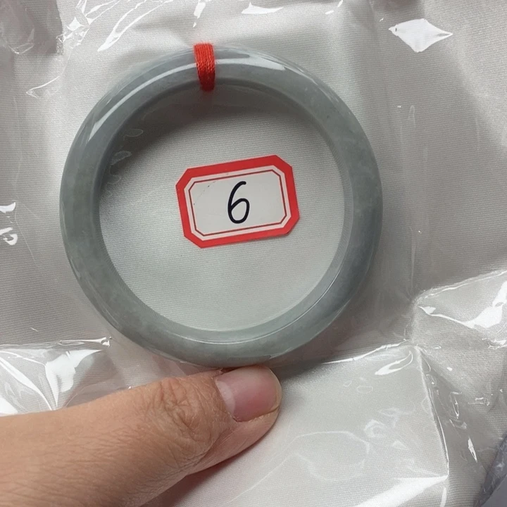 翡翠未镶嵌手镯翡翠
