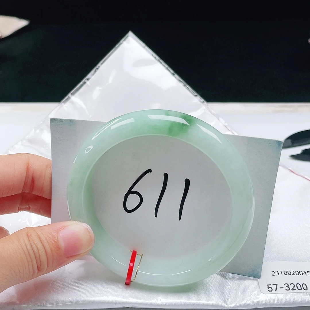 翡翠未镶嵌手镯57+正圈