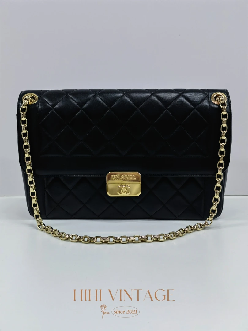 95新 Chanel/香奈儿  13K 黑金羊皮雕花链口盖包 18开 二店