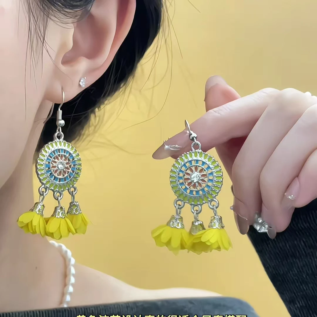 合金布艺耳饰 新款名族风小众黄色花朵耳环夏日海边度假女耳饰
