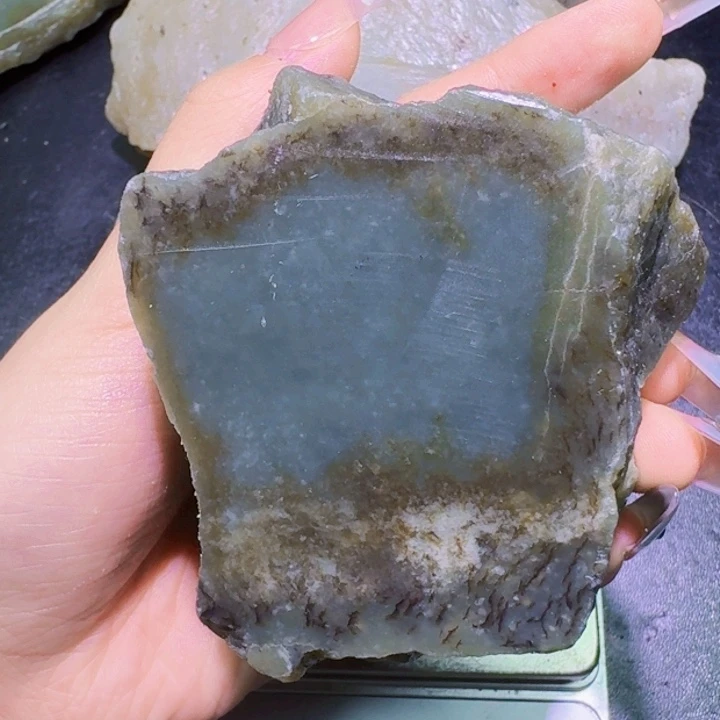 未镶嵌和田玉（糖玉）珠宝半成品