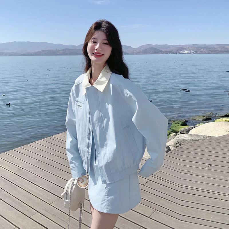 浅蓝色减龄超好看时尚套装裙女2025春季韩系工装外套半身裙两件套