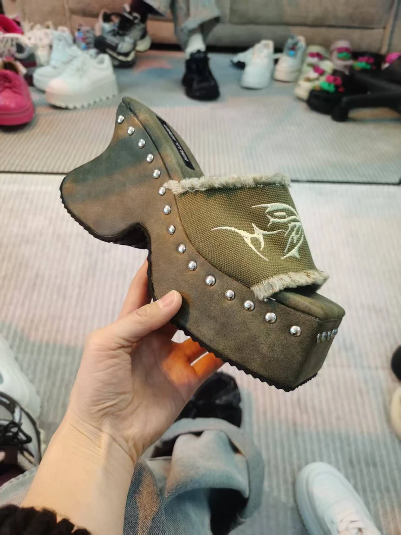 2025高跟凉鞋露趾白色美脚博主风粗跟拖鞋