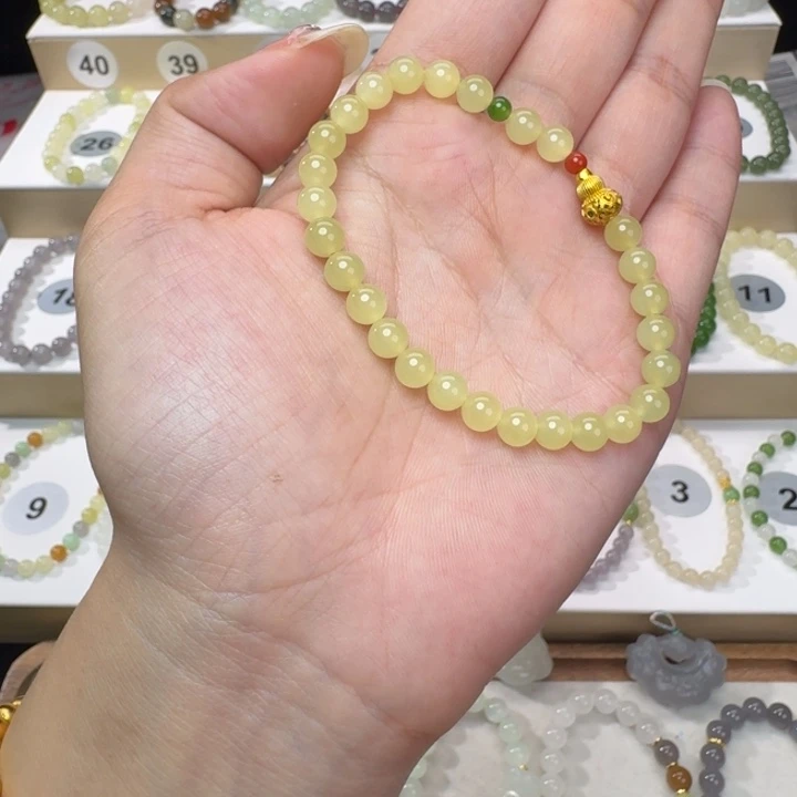 和田玉未镶嵌手串